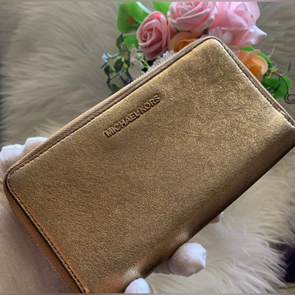 Michael Kors Metallic Gold Wallet